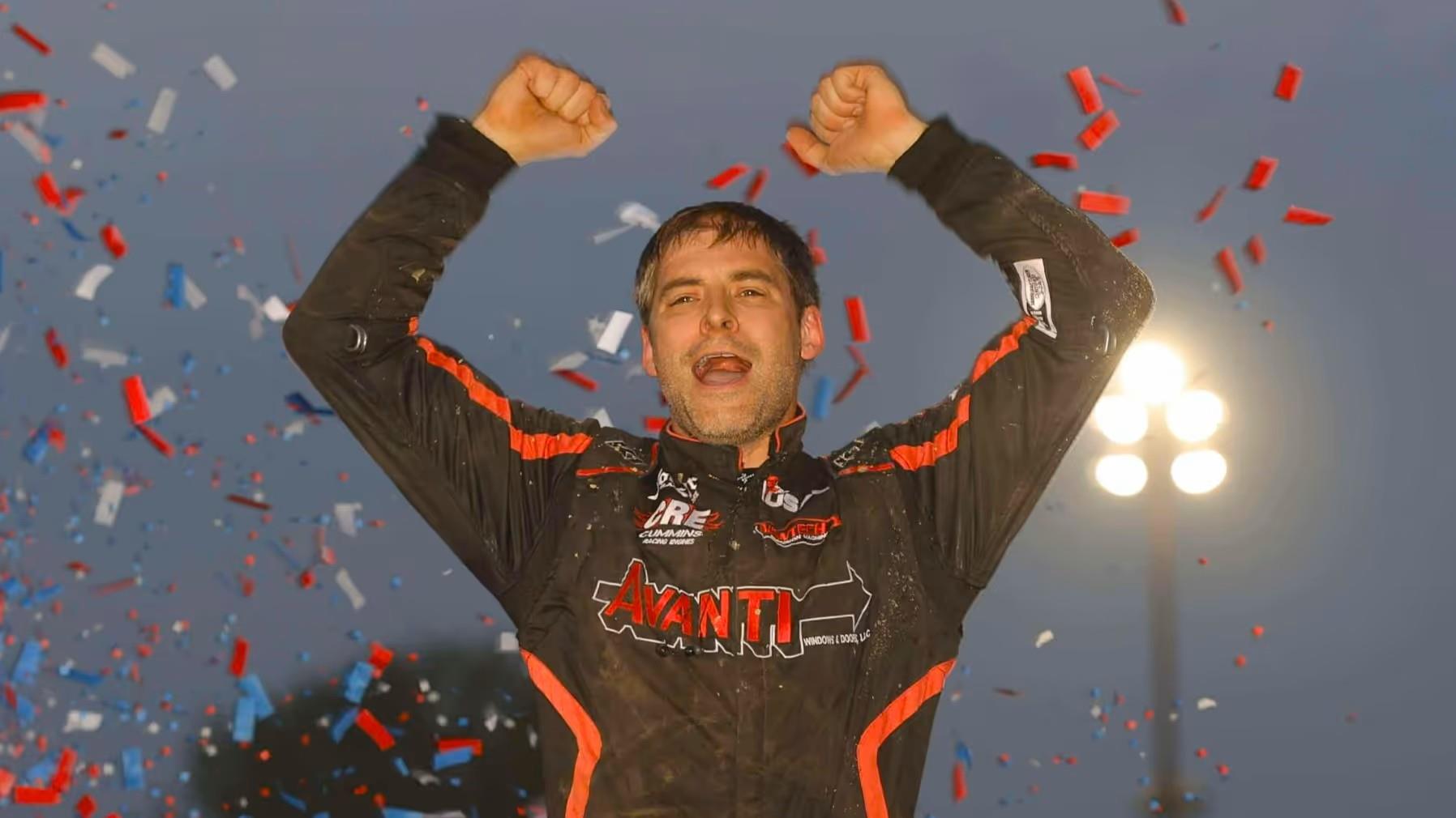 Kyle Cummins Named North American Non-Wing Sprint Car Poll “Driver of the Year” for 2025!